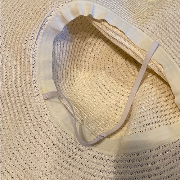 Floppy Summer Hat - Picture 2 of 2
